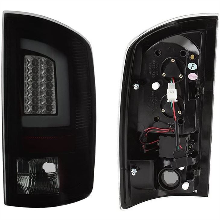 Tail lights for 2007 dodge ram 2500 2 Tail lights for 2007 dodge ram 2500 2